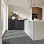 schitterende aanvulling uiteenlopende en karakteristieke naadloze PVC-vloer Dynamic Stone - magnifiek XL tegeldessin - Extra large vierkant 50 x 50 cm